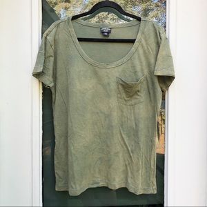 Canyon River Blues • Green scrunch dyed tee